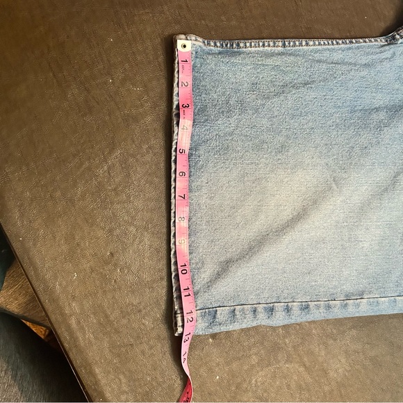 Levi's Light Blue Denim Shorts - Picture 10 of 10